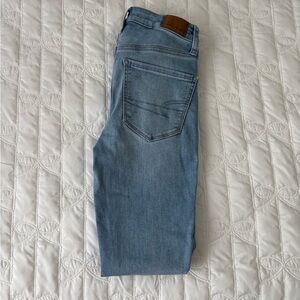 American Eagle Outfitters Light Blue Skinny Jeans